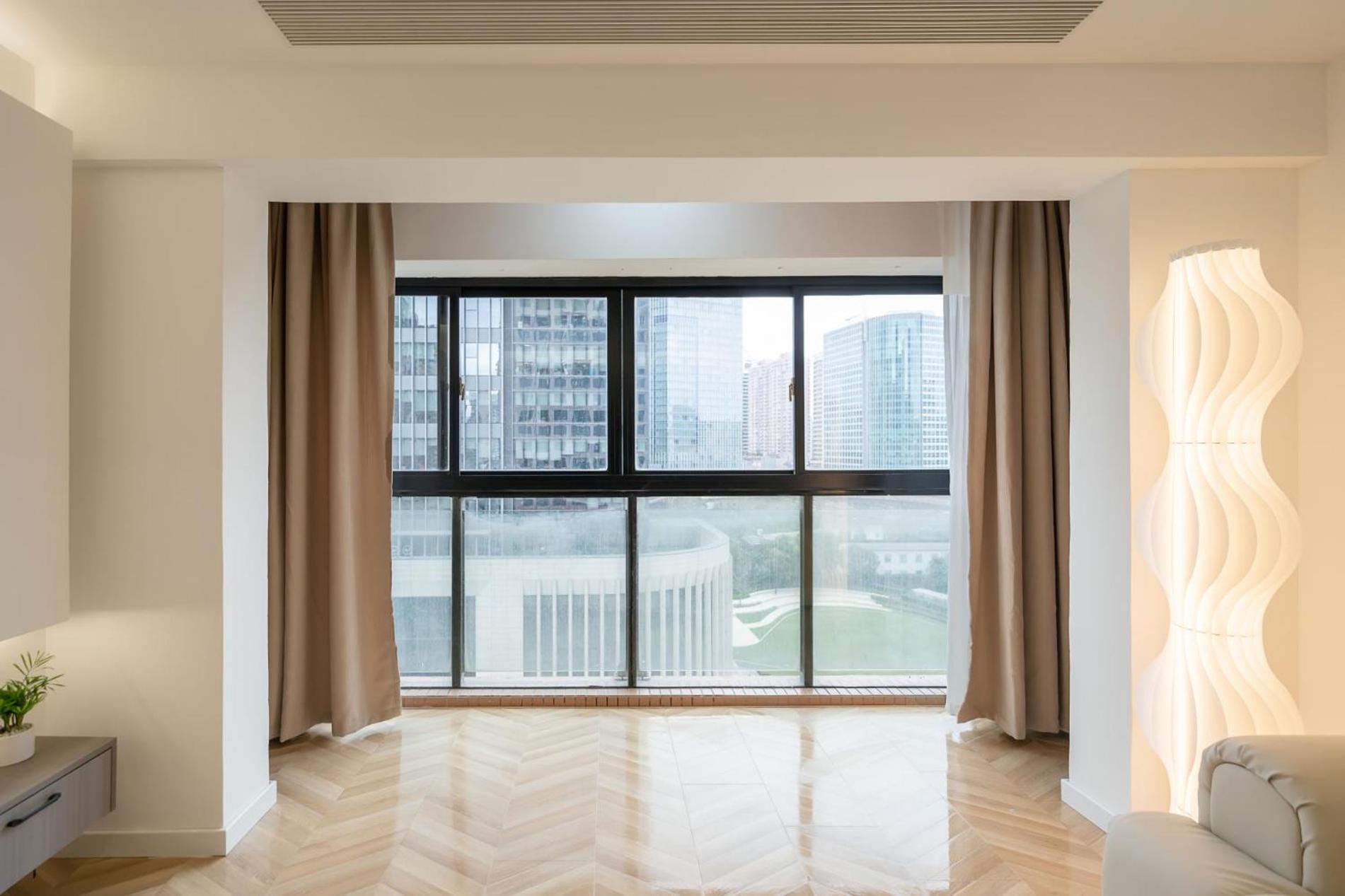Eastern Hub - People Square Branch New 3 Bedrooms House Apartemen
