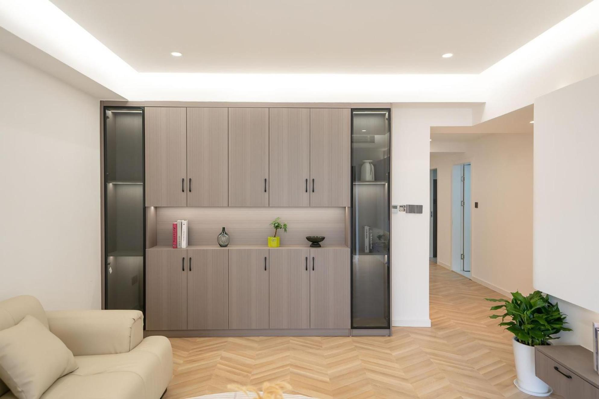 Eastern Hub - People Square Branch New 3 Bedrooms House Apartemen *