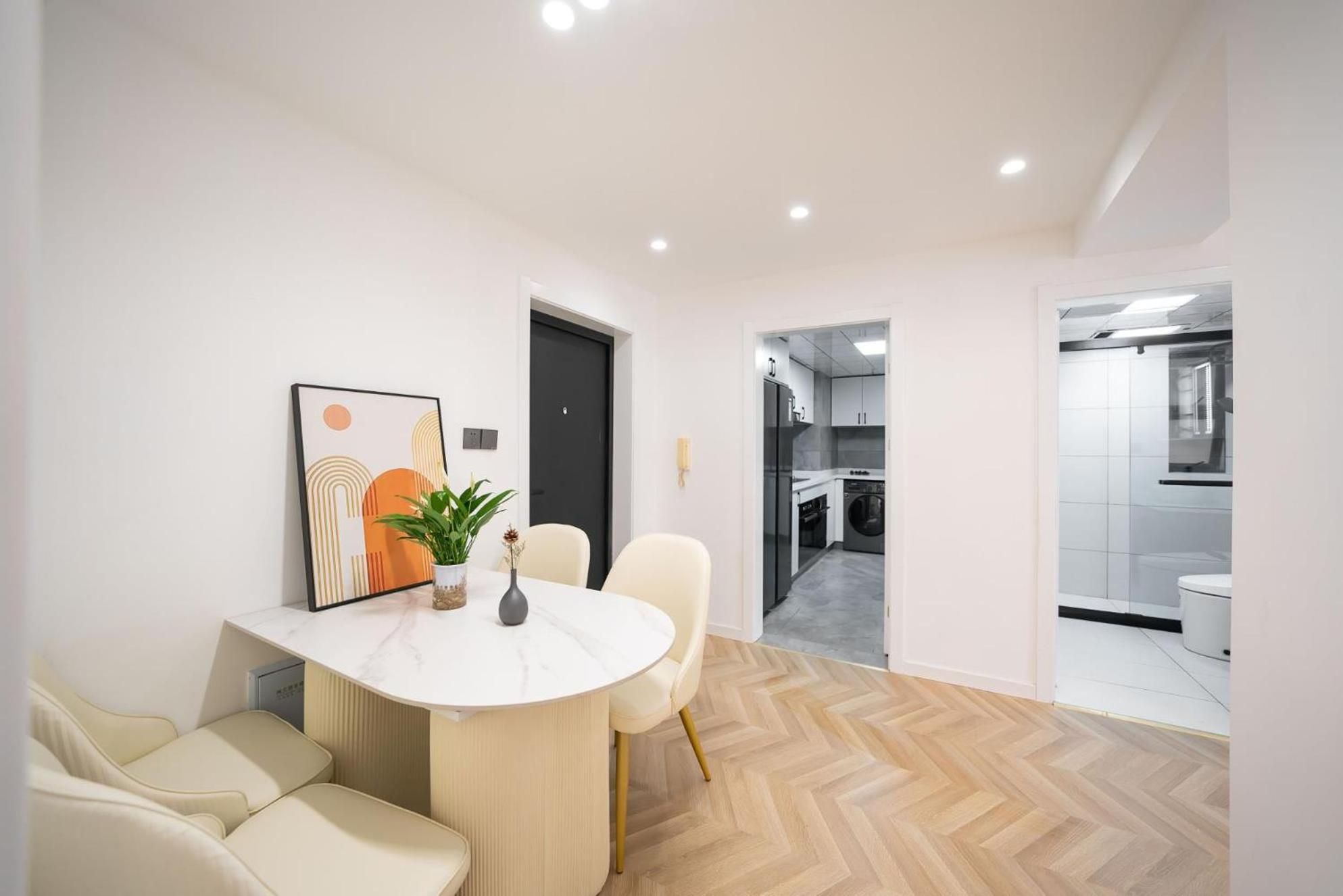 Eastern Hub - People Square Branch New 3 Bedrooms House *